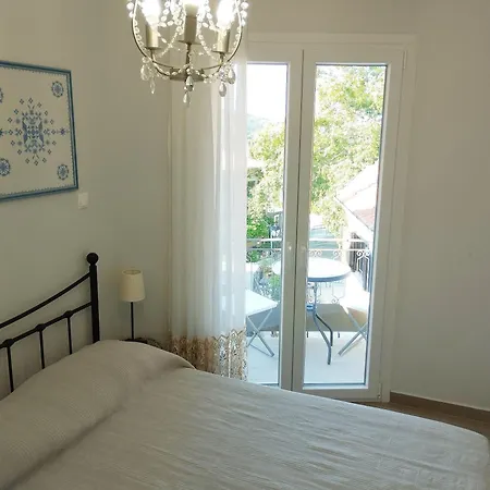 Ear - House Lefkada Lägenhet *